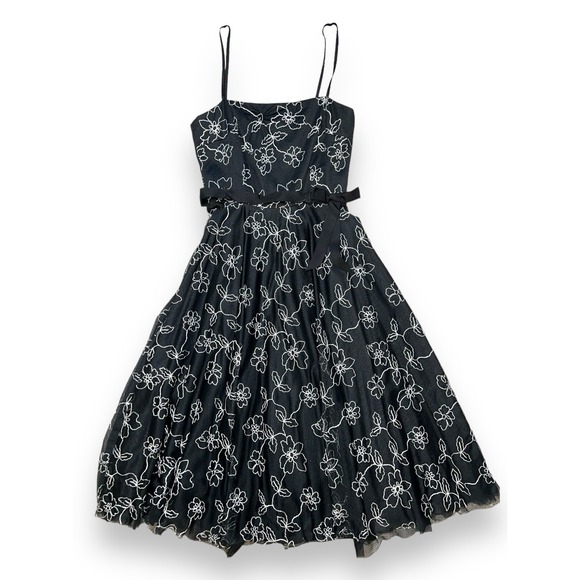 Laundry By Shelli Segal Dresses & Skirts - Laundry by Shelli Segal Black Floral Embroidered Mesh Midi Dress Size 6 E5475